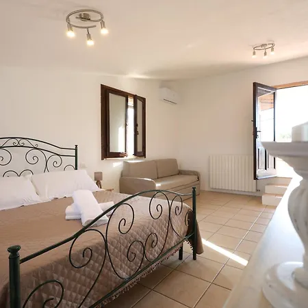 Pietragrande Фермерський будинок *